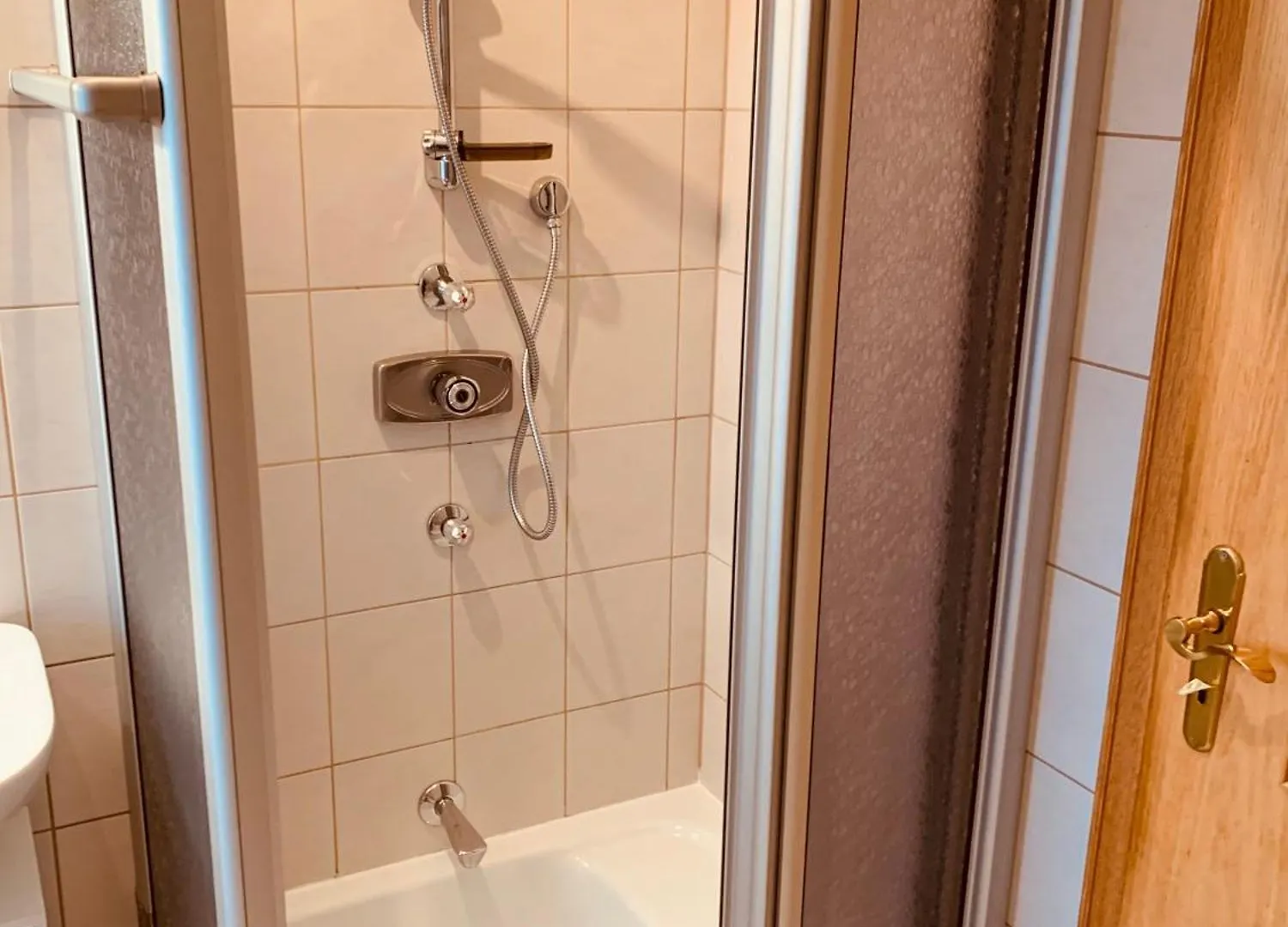 Adlerhorst, 4 Schlafzimmer, Blick In Die Alpen, Parkplatz Thyrnau Germany