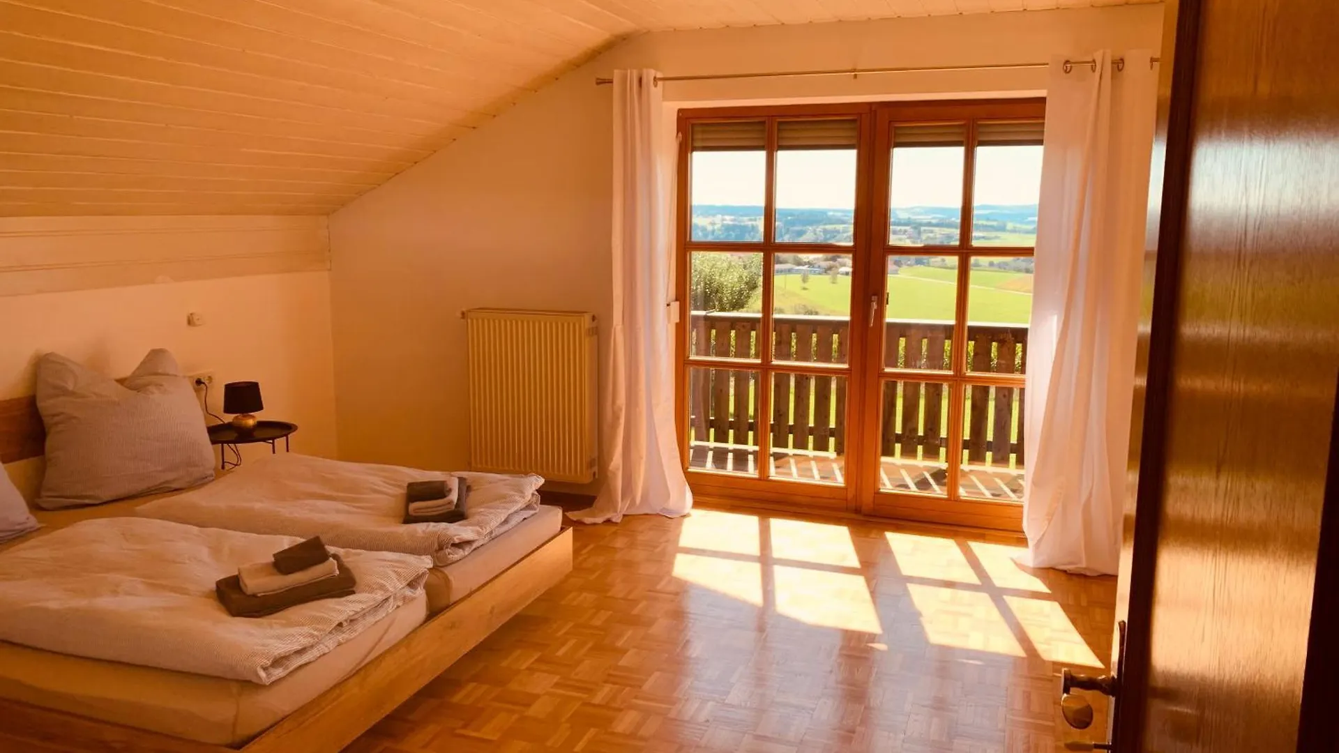 Holiday home Adlerhorst, 4 Schlafzimmer, Blick In Die Alpen, Parkplatz Thyrnau